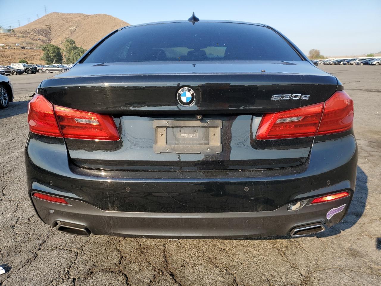 WBAJA9C50JB250340 2018 BMW 530E