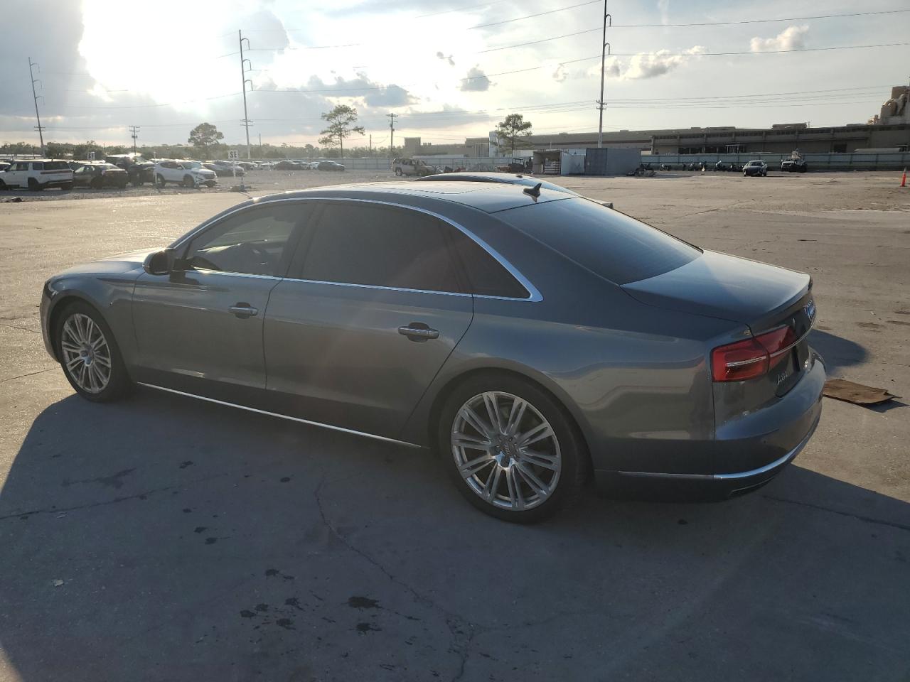 WAU32AFD0FN006560 2015 AUDI A8 - Image 2