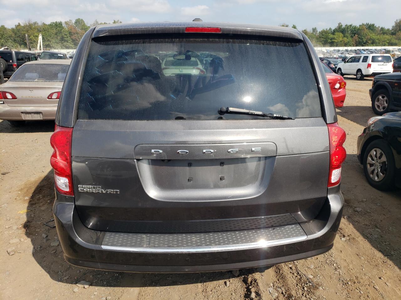 2C4RDGBG5KR615277 2019 Dodge Grand Caravan Se