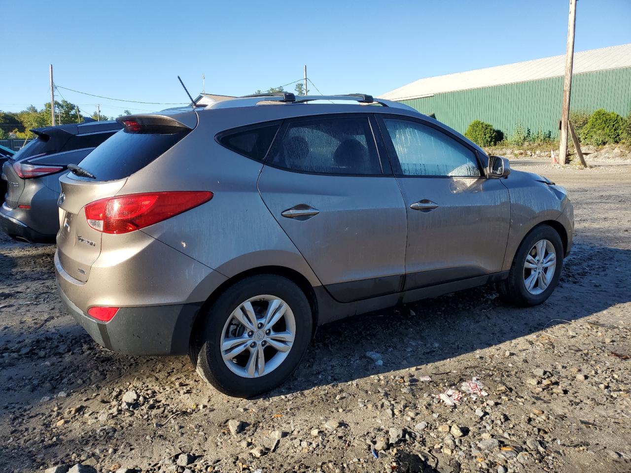 2010 Hyundai Tucson - Image 3