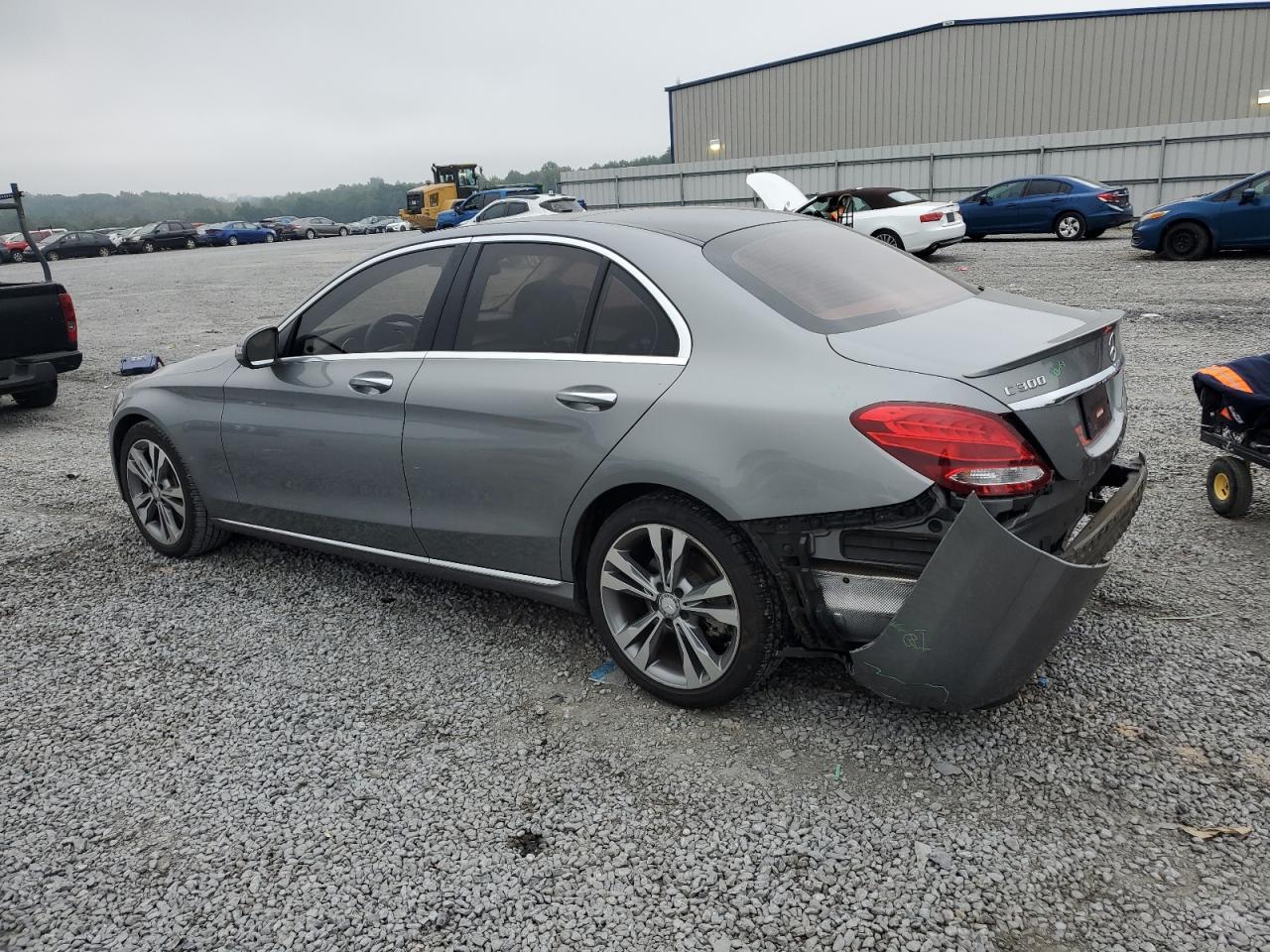 VIN 55SWF4JB4GU124993 2016 MERCEDES-BENZ C-CLASS no.2