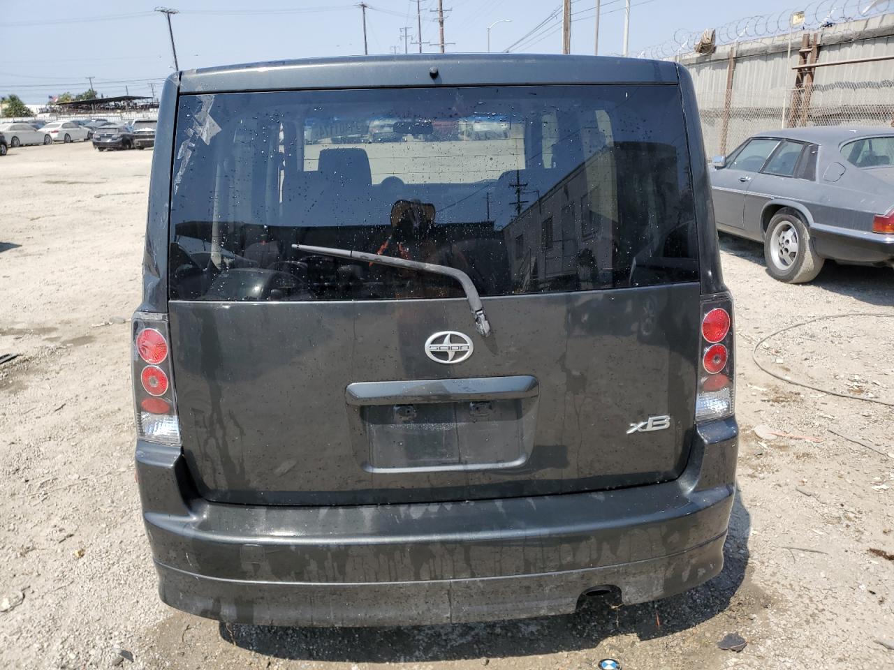 2006 Toyota Scion Xb VIN: JTLKT334064086951 Lot: 71401174