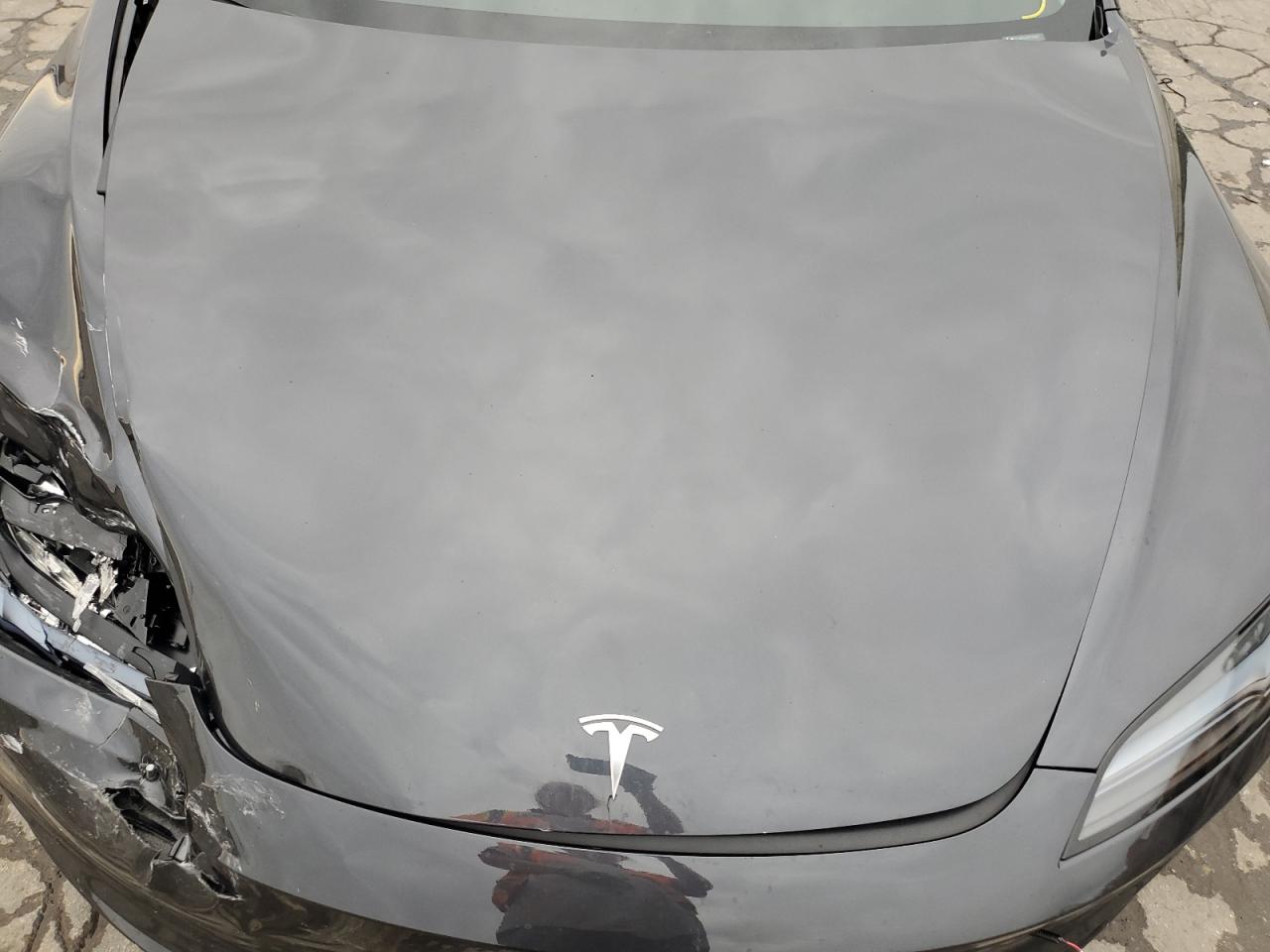 5YJ3E1EA3RF784811 2024 Tesla Model 3