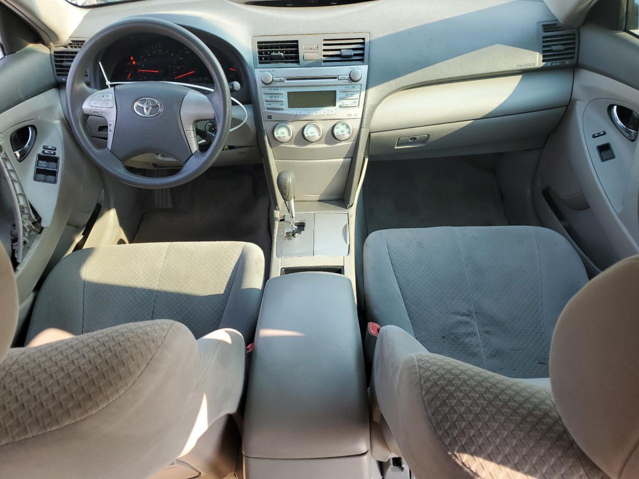 2009 Toyota Camry - Image 8