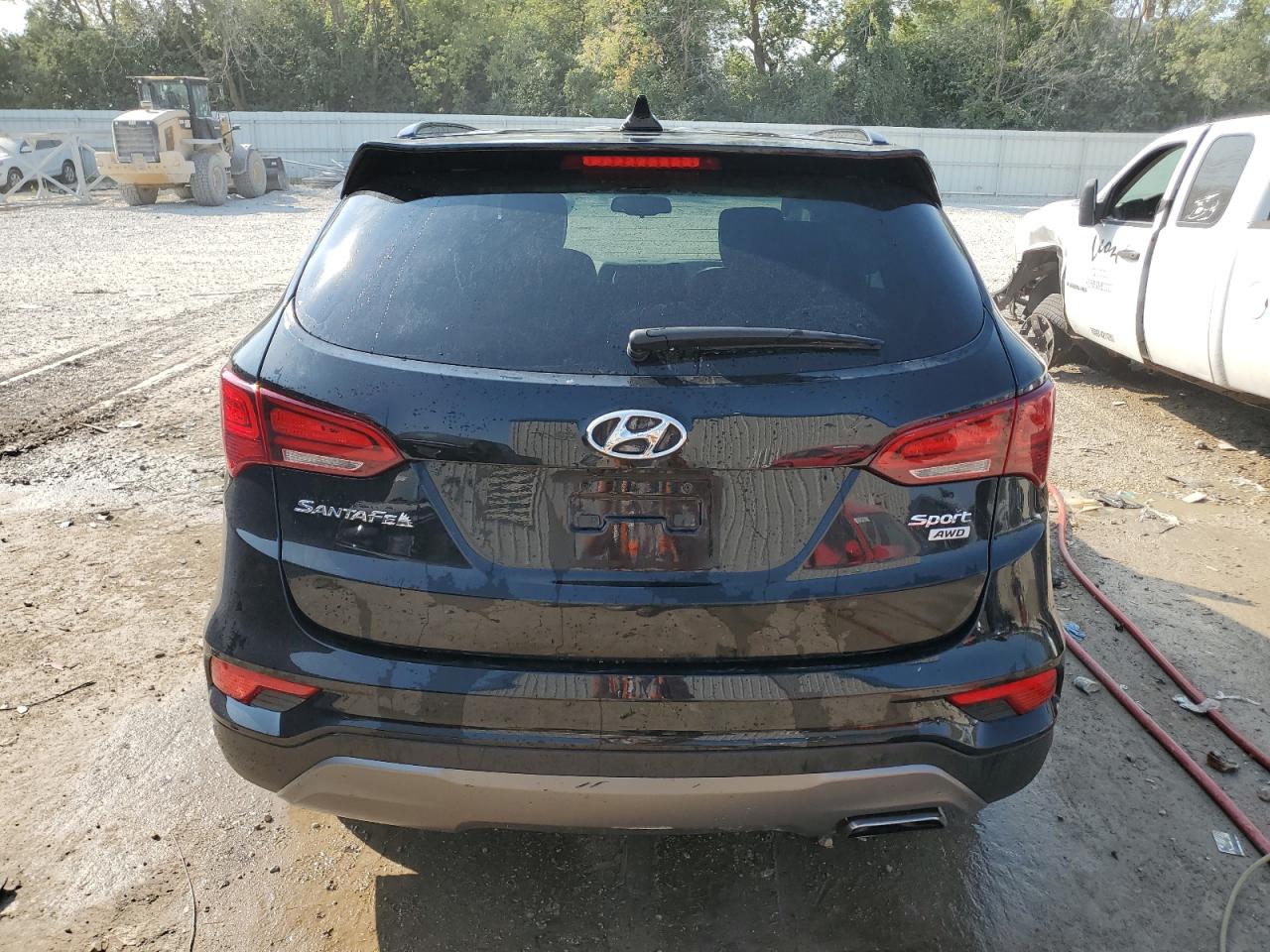 5NMZUDLB2HH026952 2017 Hyundai Santa Fe Sport