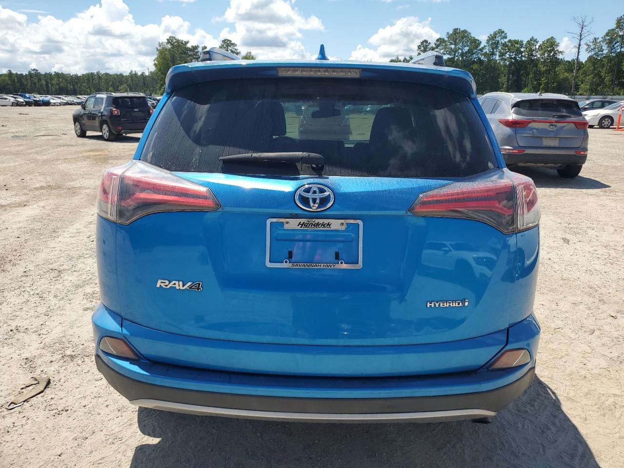 VIN JTMRJREV0JD259207 2018 TOYOTA RAV4 no.6