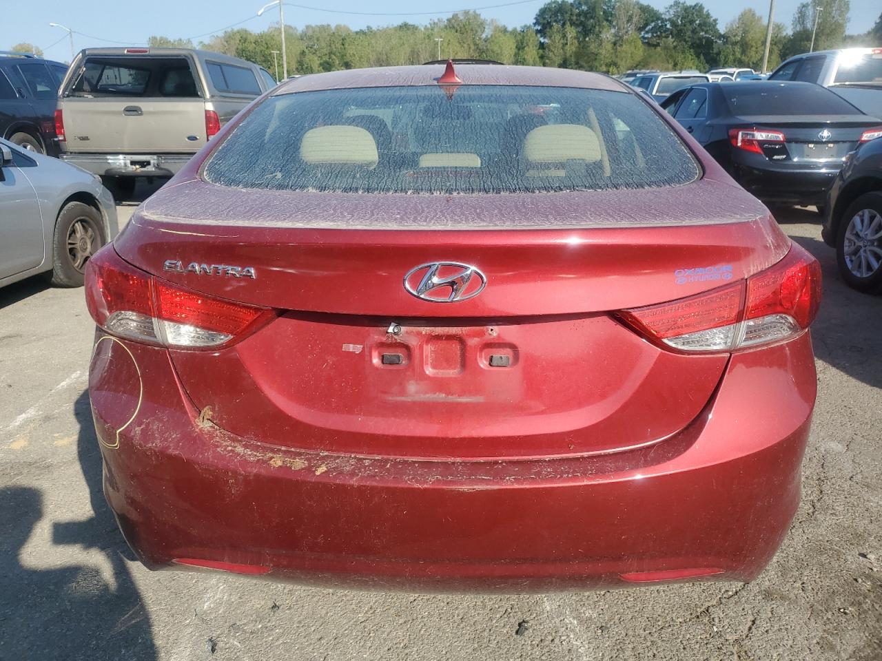 2013 Hyundai Elantra - Image 6