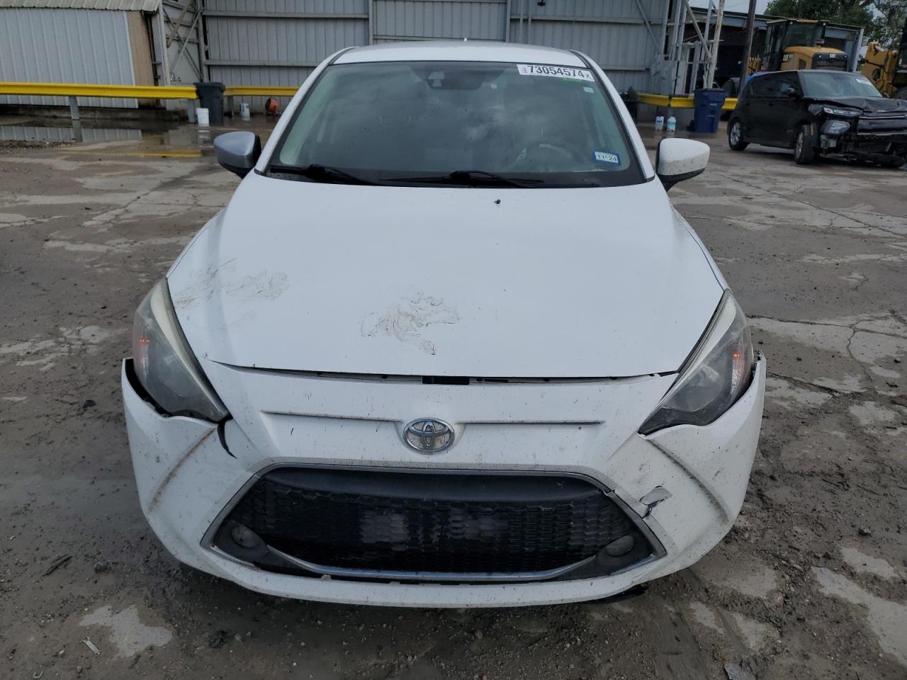 2020 Toyota Yaris - Image 5
