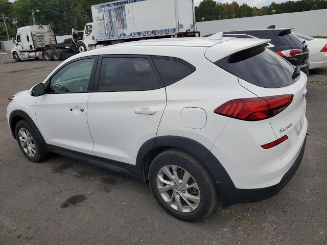 KM8J2CA45MU321723 Hyundai Tucson SE 2