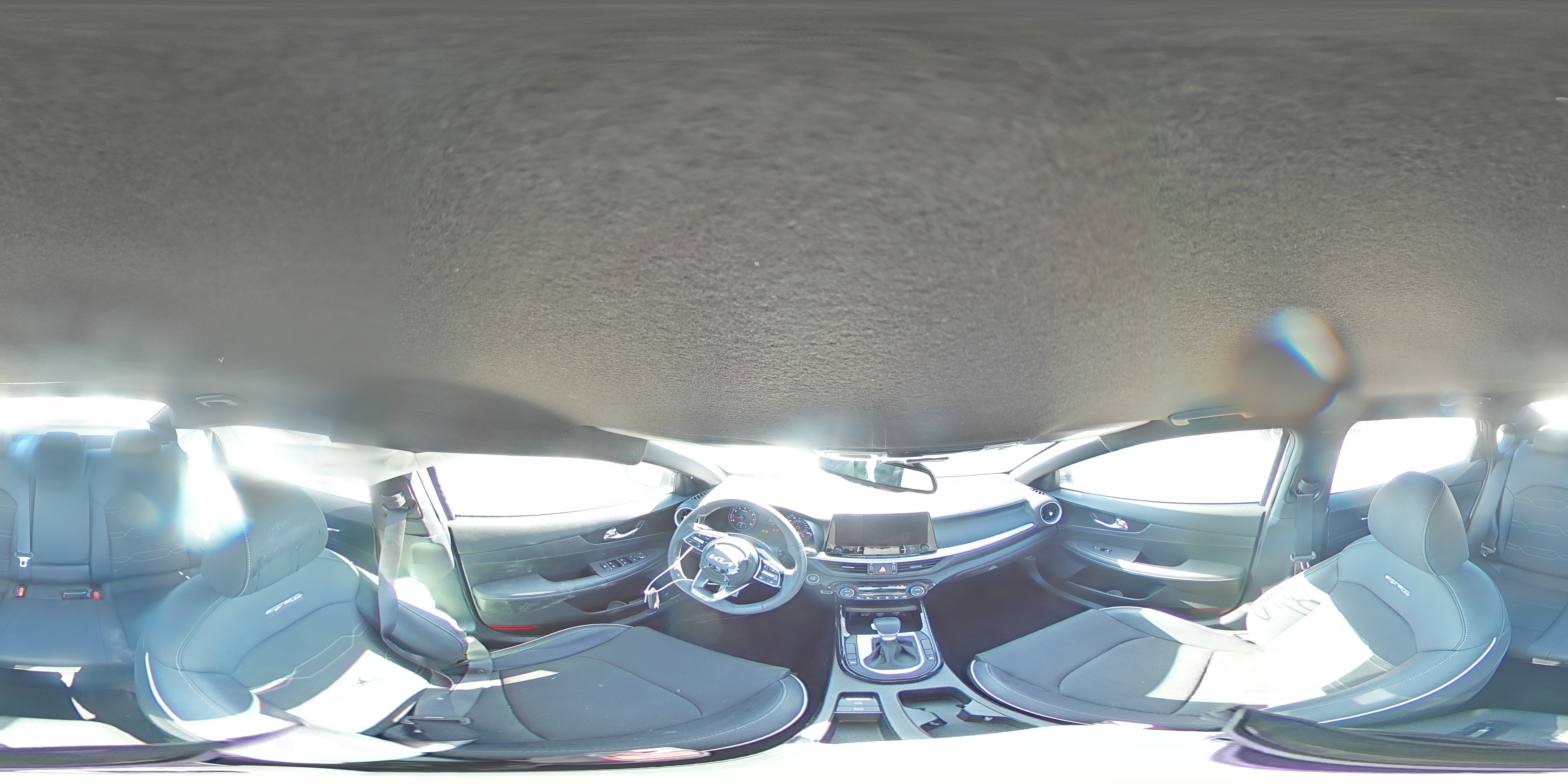 2024 Kia Forte - Image 14