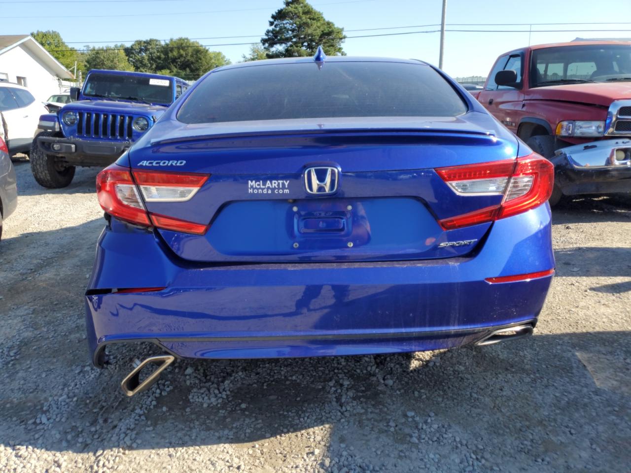 1HGCV1F32JA253419 2018 Honda Accord Sport