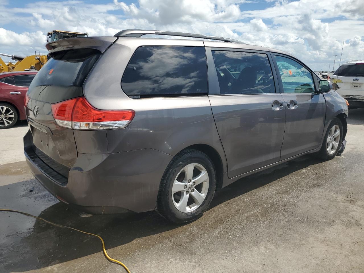 2012 Toyota Sienna Le VIN: 5TDKK3DC6CS210659 Lot: 72463304