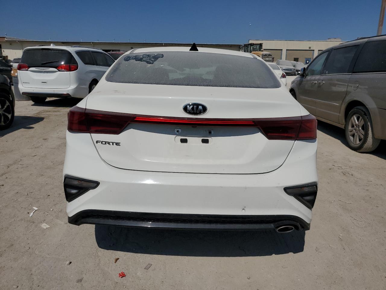 2020 Kia Forte Fe VIN: 3KPF24AD2LE195673 Lot: 71924404