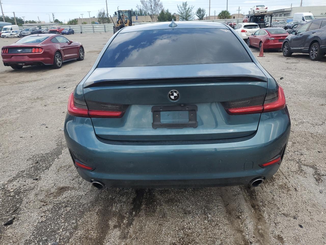 3MW5R1J04L8B20665 2020 BMW 330I