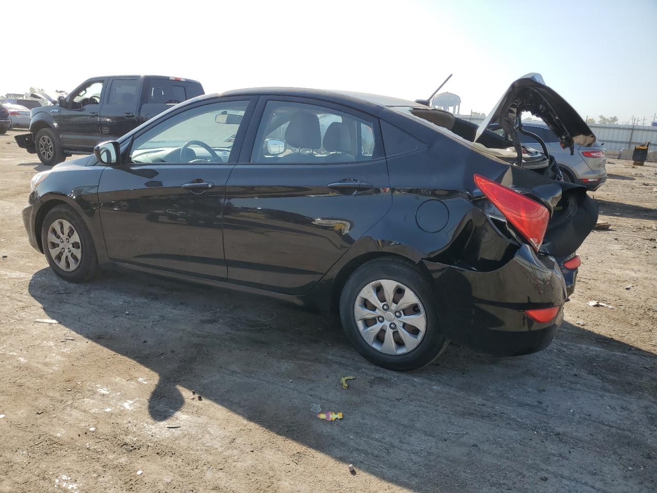 2016 Hyundai Accent - Image 2