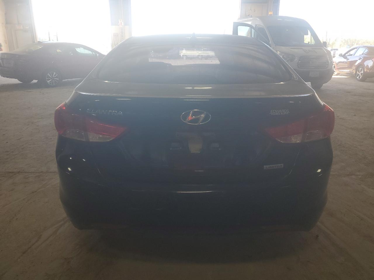 KMHDH4AE0CU465964 2012 Hyundai Elantra Gls