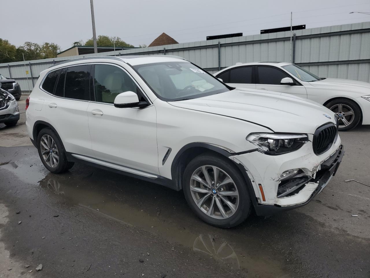 VIN 5UXTR9C59KLP81728 2019 BMW X3 no.4