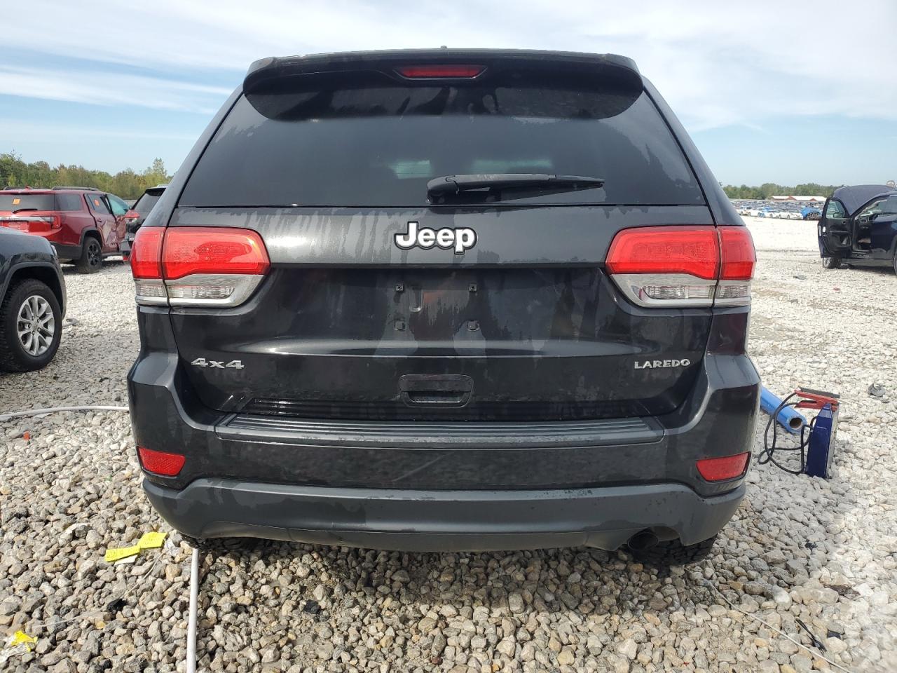 2015 Jeep Grand Cherokee Laredo VIN: 1C4RJFAG3FC925883 Lot: 72642784