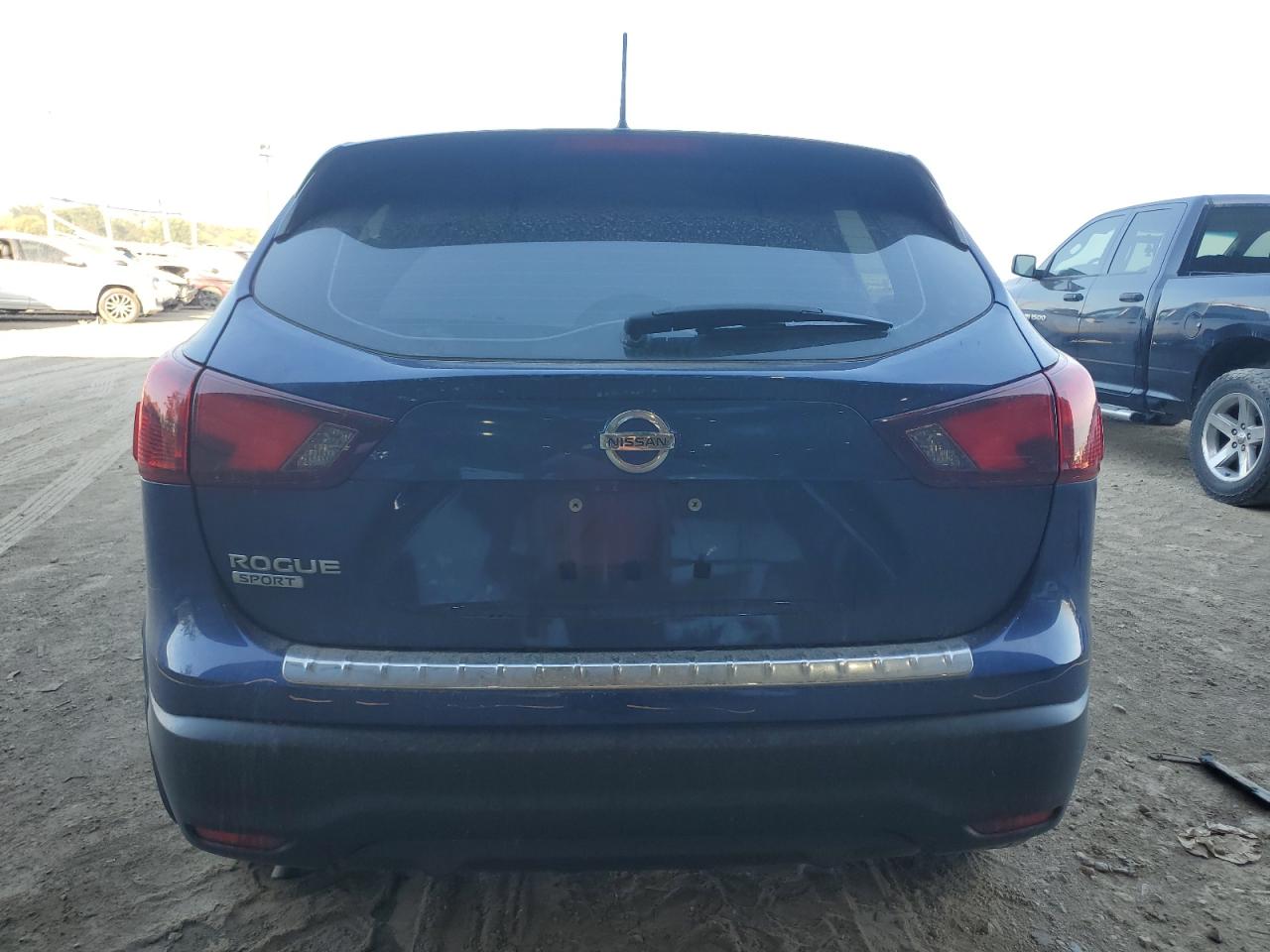 JN1BJ1CP5KW230849 2019 Nissan Rogue Sport S