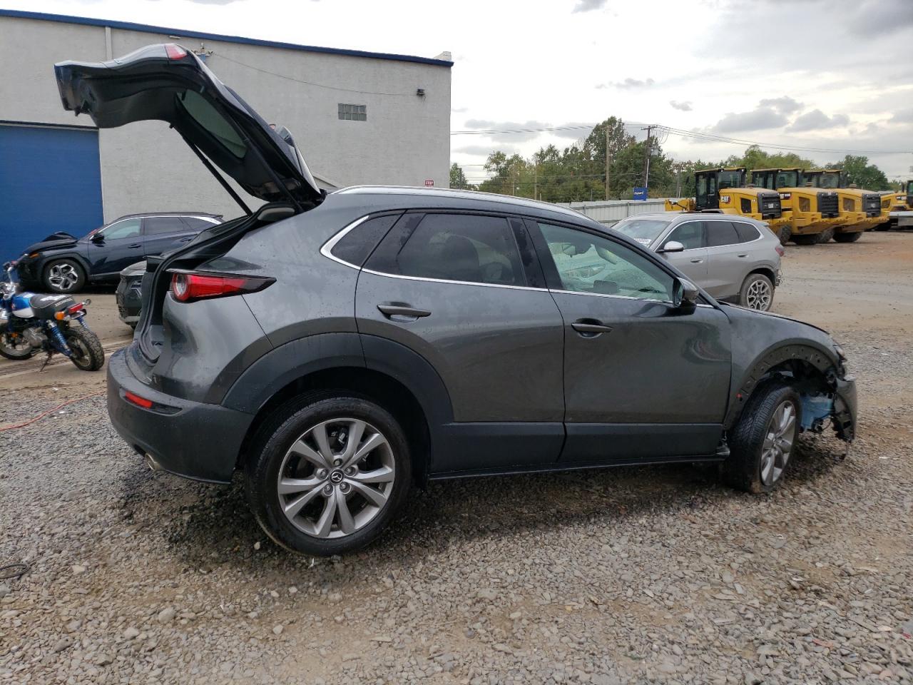 2023 Mazda CX-30 - Image 3
