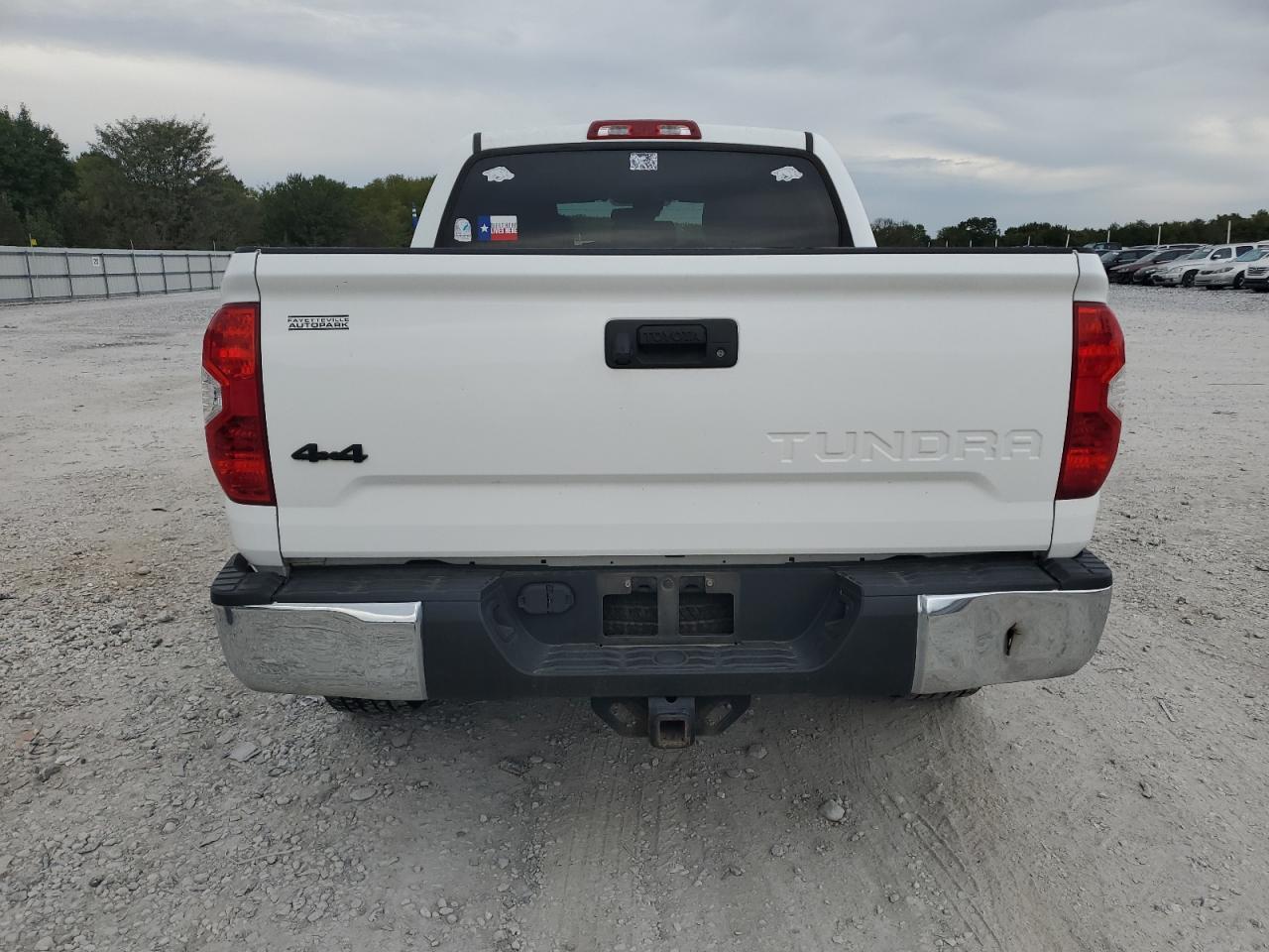 5TFDW5F10JX751007 2018 Toyota Tundra Crewmax Sr5