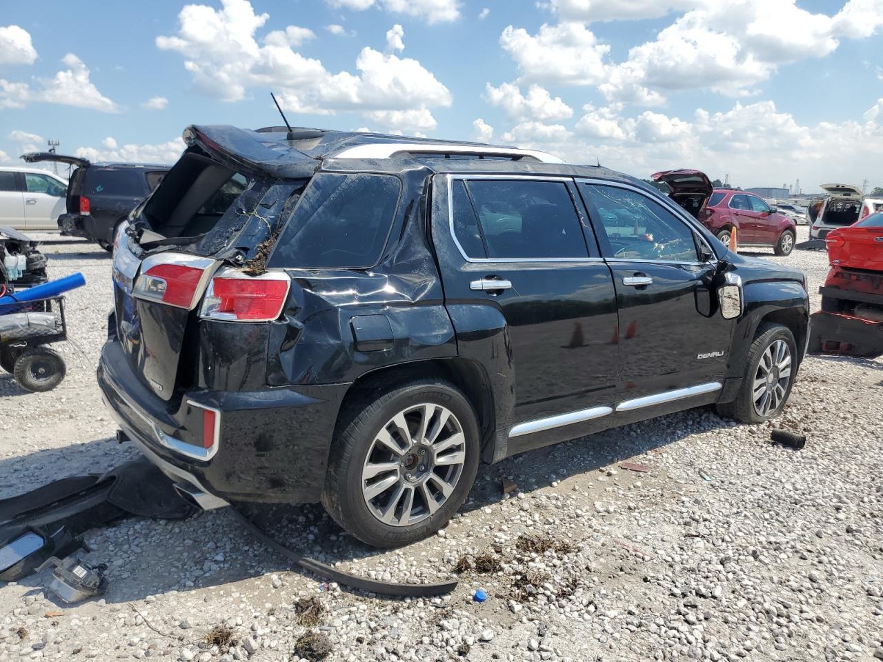 2016 GMC Terrain - Image 3