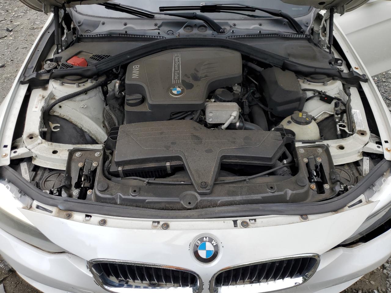 WBA3C3G51FNT51029 2015 BMW 320 I xDrive