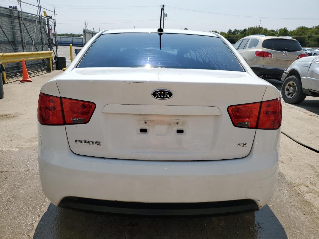 2010 Kia Forte Ex VIN: KNAFU4A26A5822258 Lot: 70169704