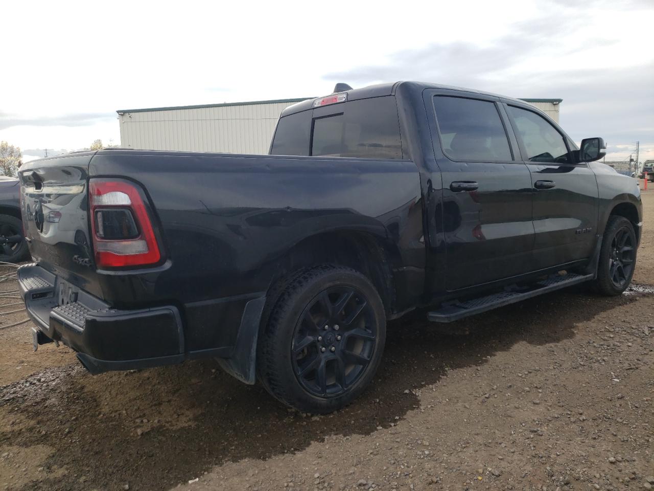 2020 RAM 1500 - Image 3