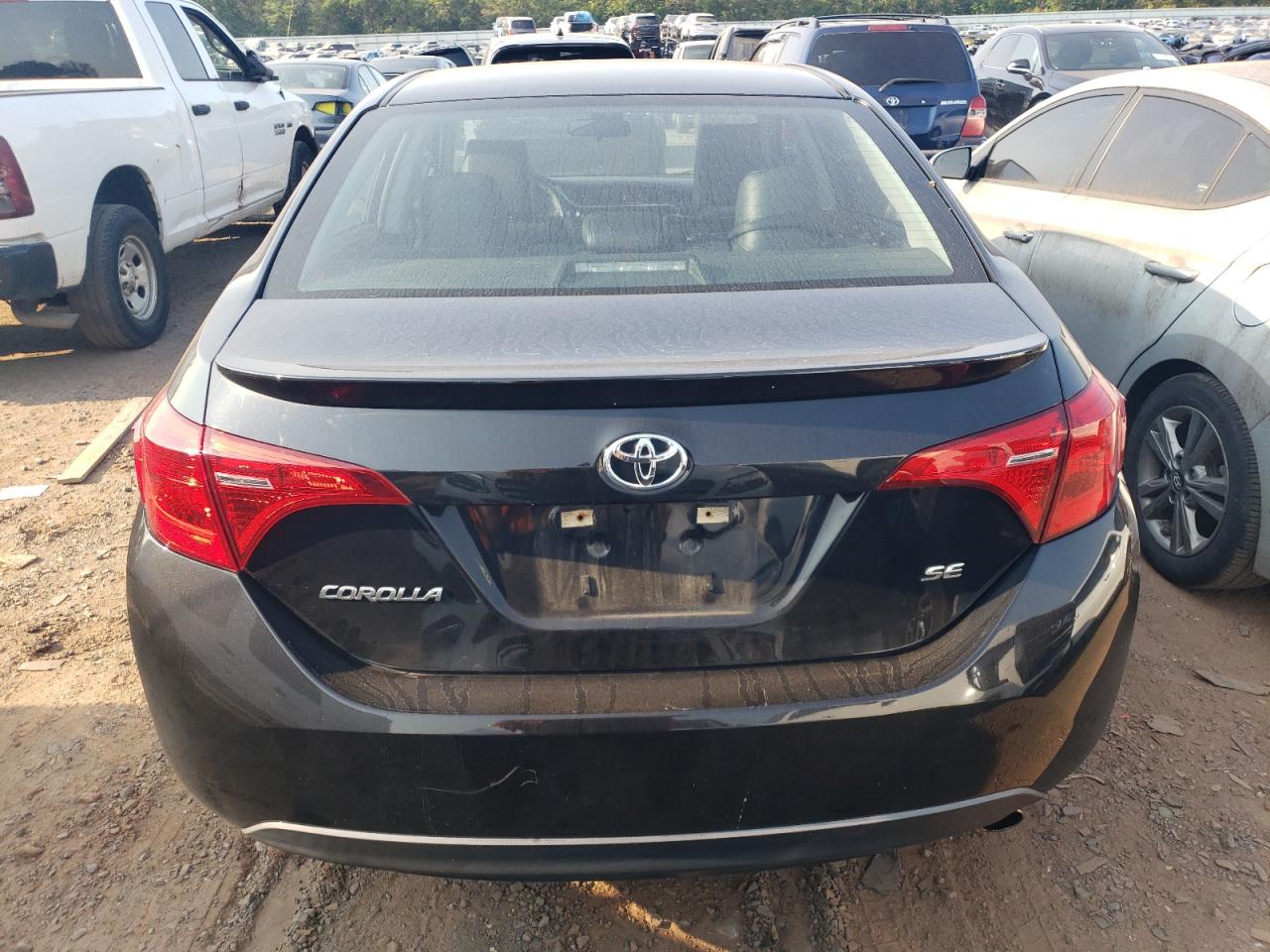 5YFBURHE4JP812765 2018 Toyota Corolla L