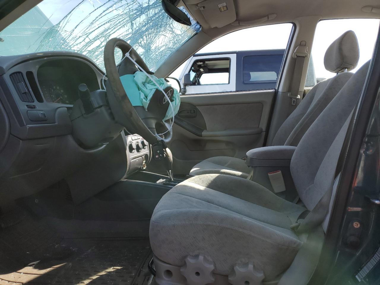 2006 Hyundai Elantra - Image 7