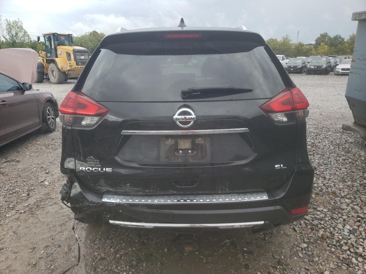 2018 Nissan Rogue S VIN: JN8AT2MT4JW490277 Lot: 73057574