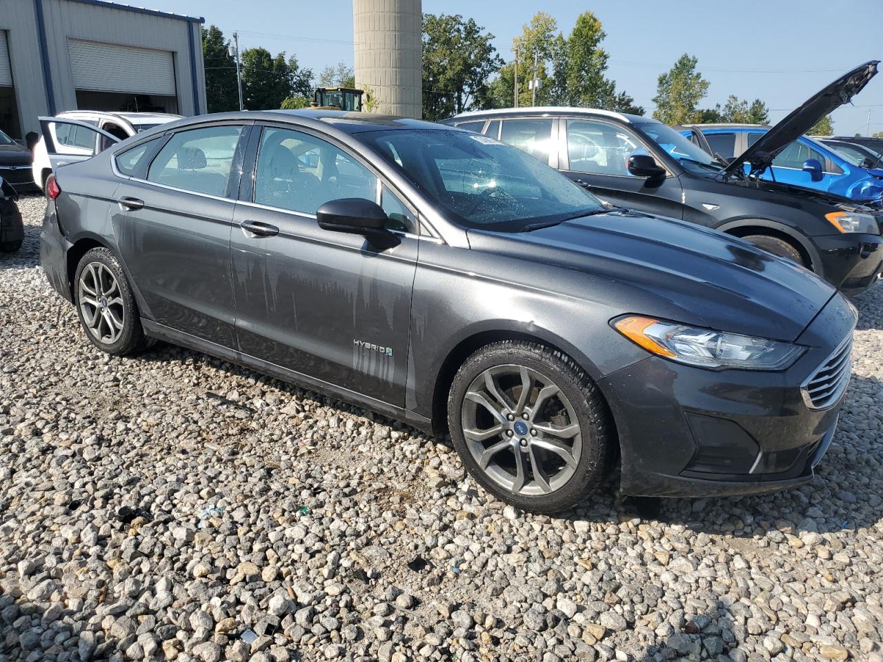 VIN 3FA6P0LU0KR132026 2019 FORD FUSION no.4