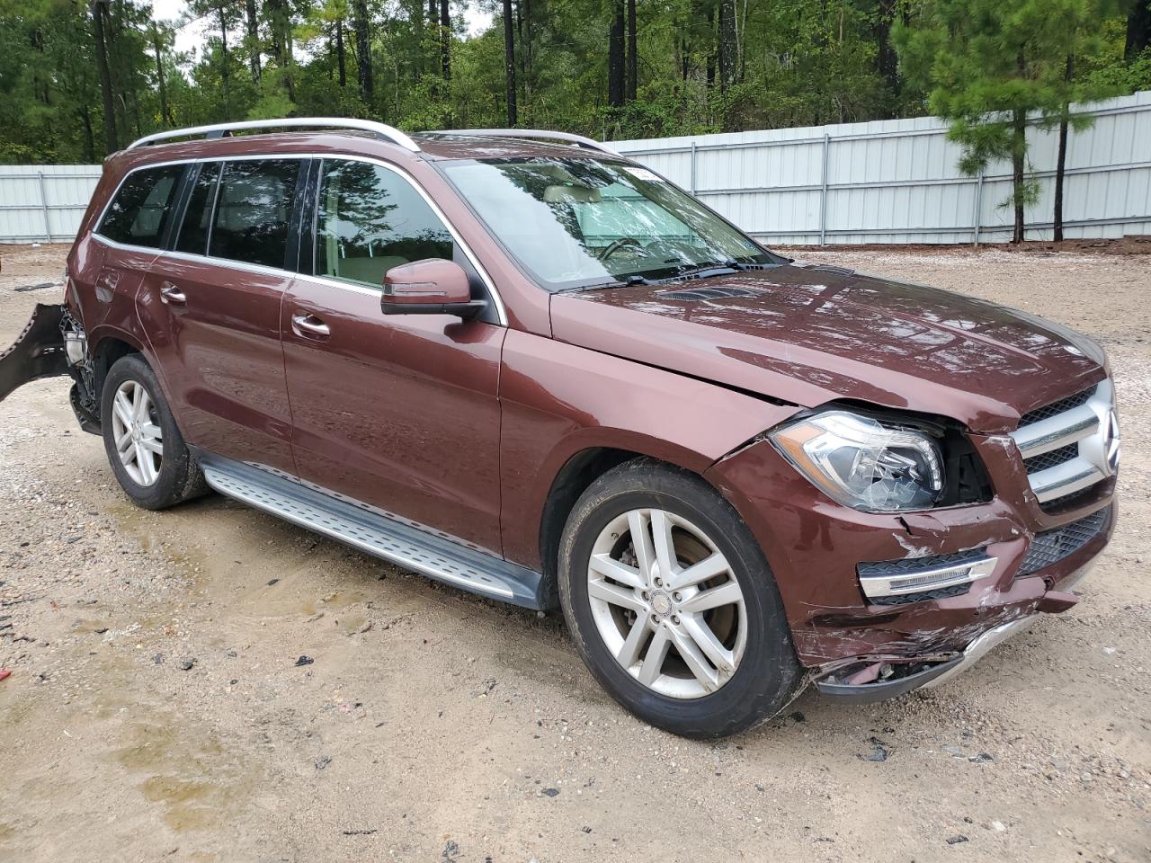 VIN 4JGDF2EEXDA213680 2013 MERCEDES-BENZ GL-CLASS no.4