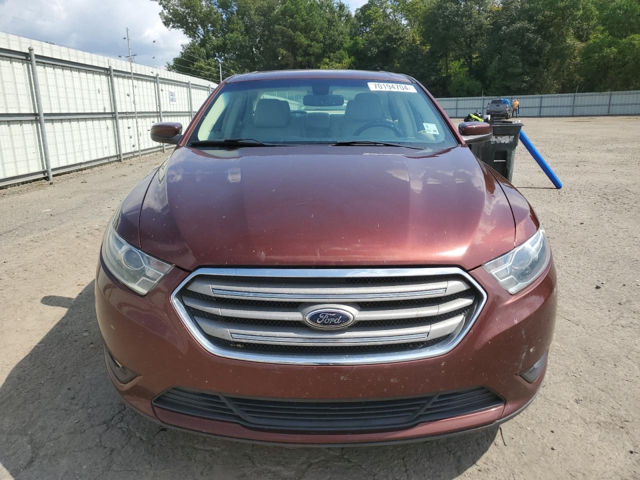 2015 Ford Taurus - Image 5