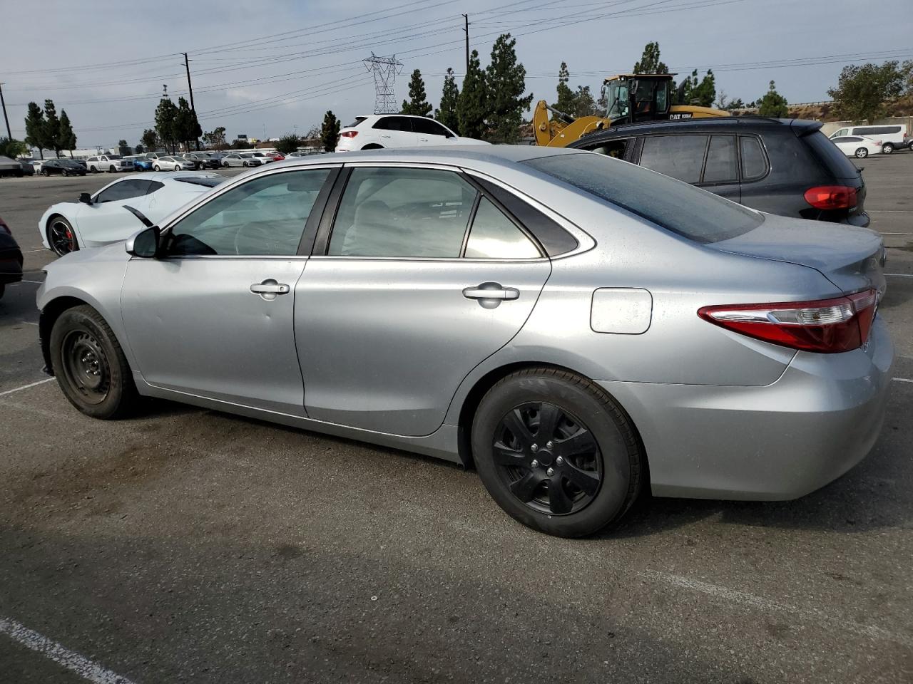 4T4BF1FK5FR466208 2015 TOYOTA CAMRY - Image 2