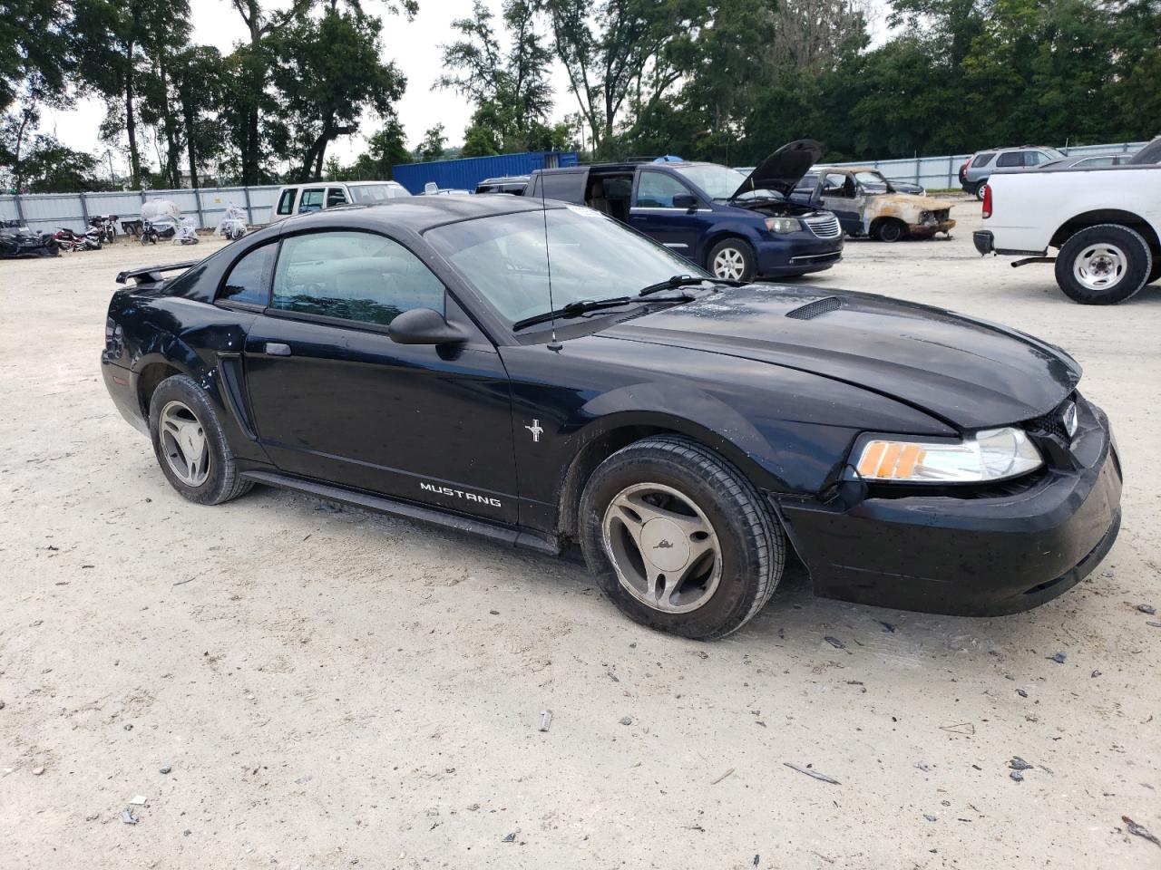2001 Ford Mustang - Image 4