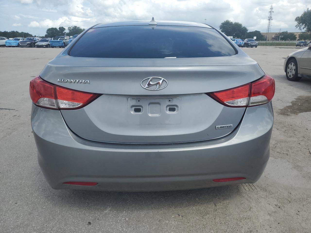 KMHDH4AE1CU470977 2012 Hyundai Elantra Gls