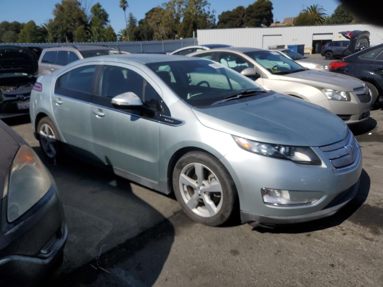 2013 Chevrolet Volt - Image 4