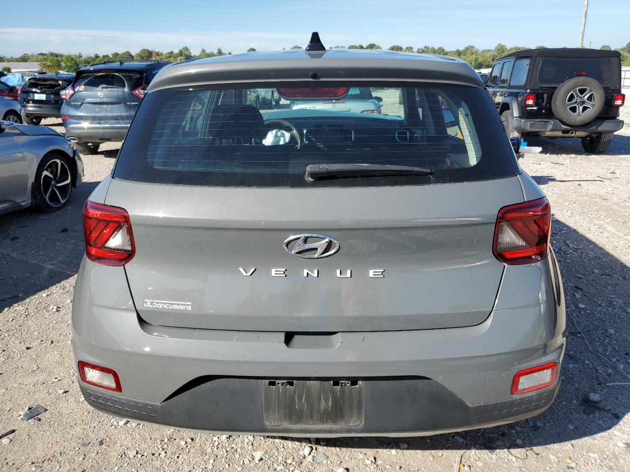 2021 Hyundai Venue Se VIN: KMHRB8A37MU068900 Lot: 70424104