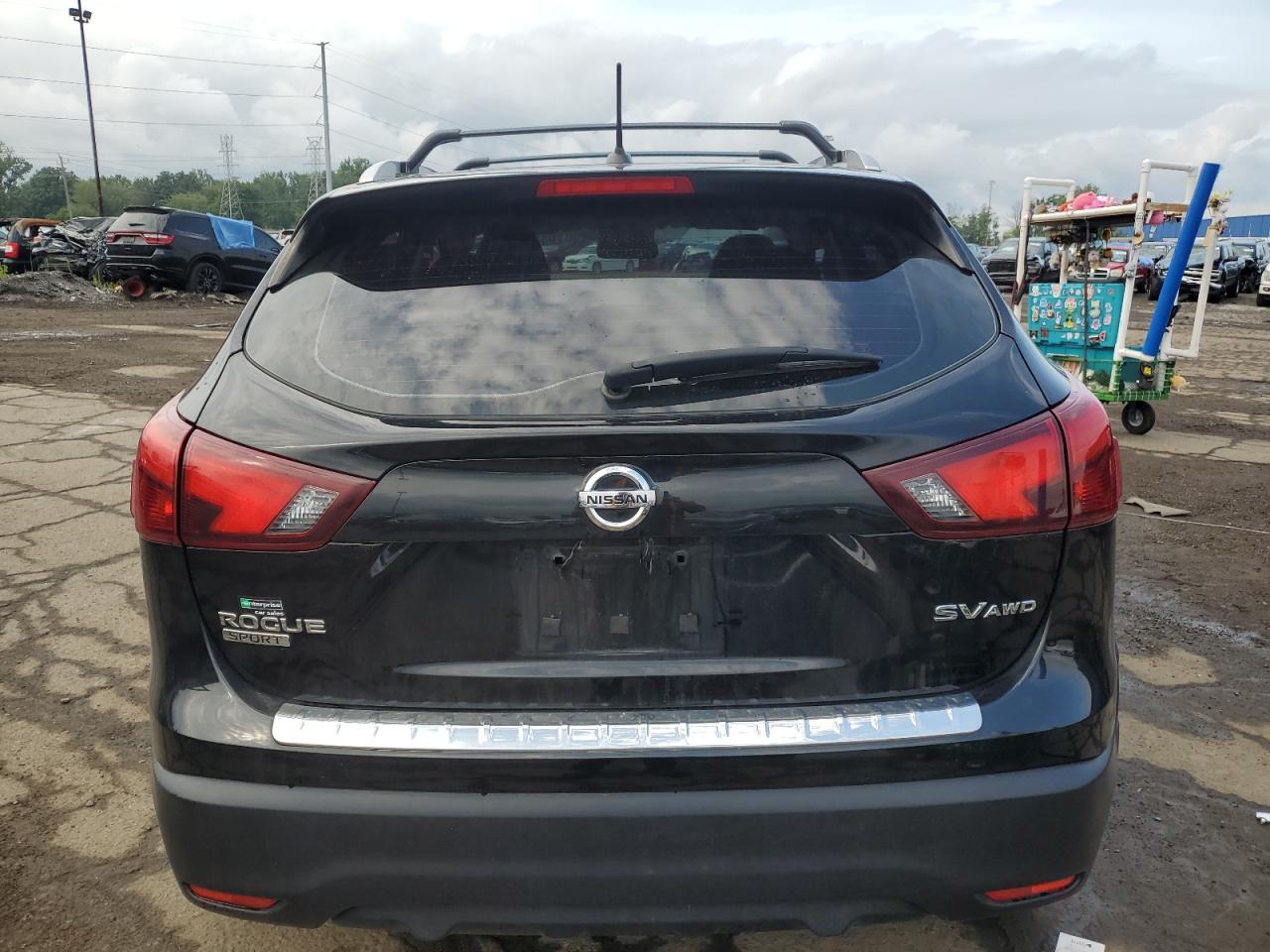 2018 Nissan Rogue Sport S VIN: JN1BJ1CR4JW293733 Lot: 70557234