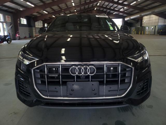  AUDI Q8 2019 Чорний