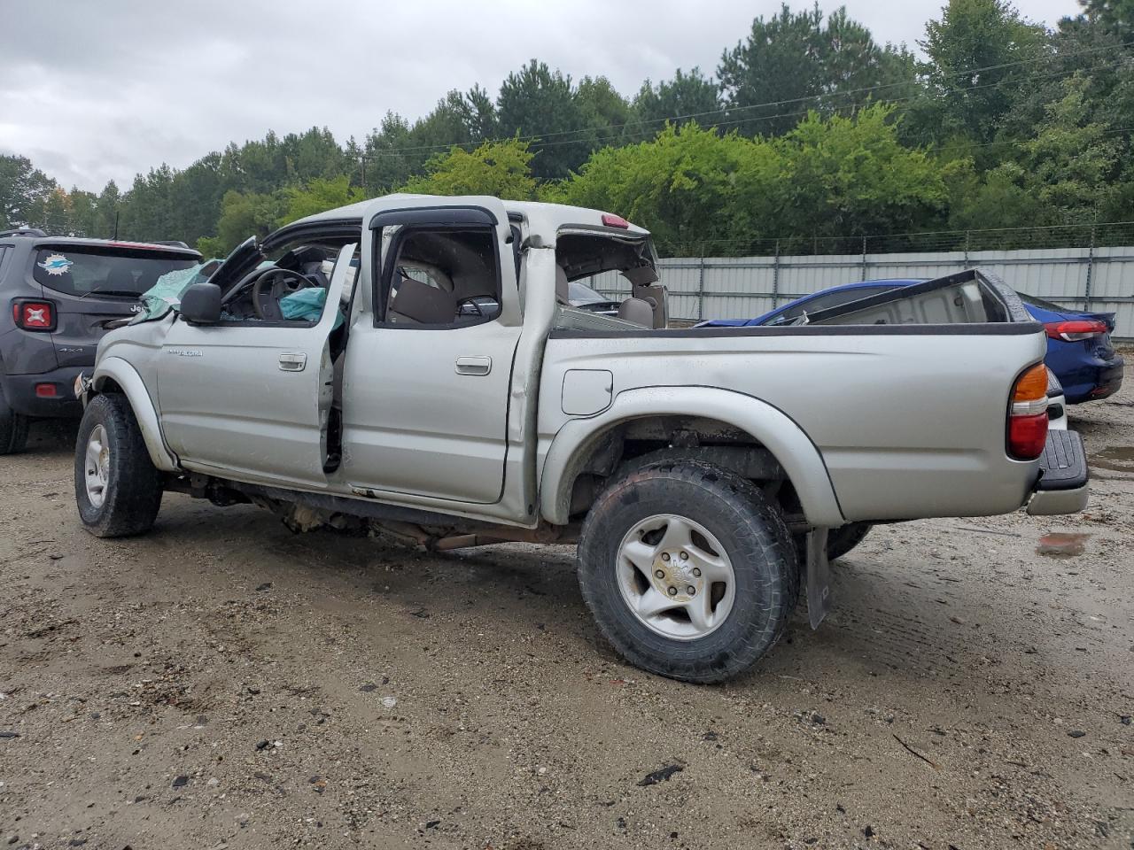 2001 Toyota Tacoma - Image 2
