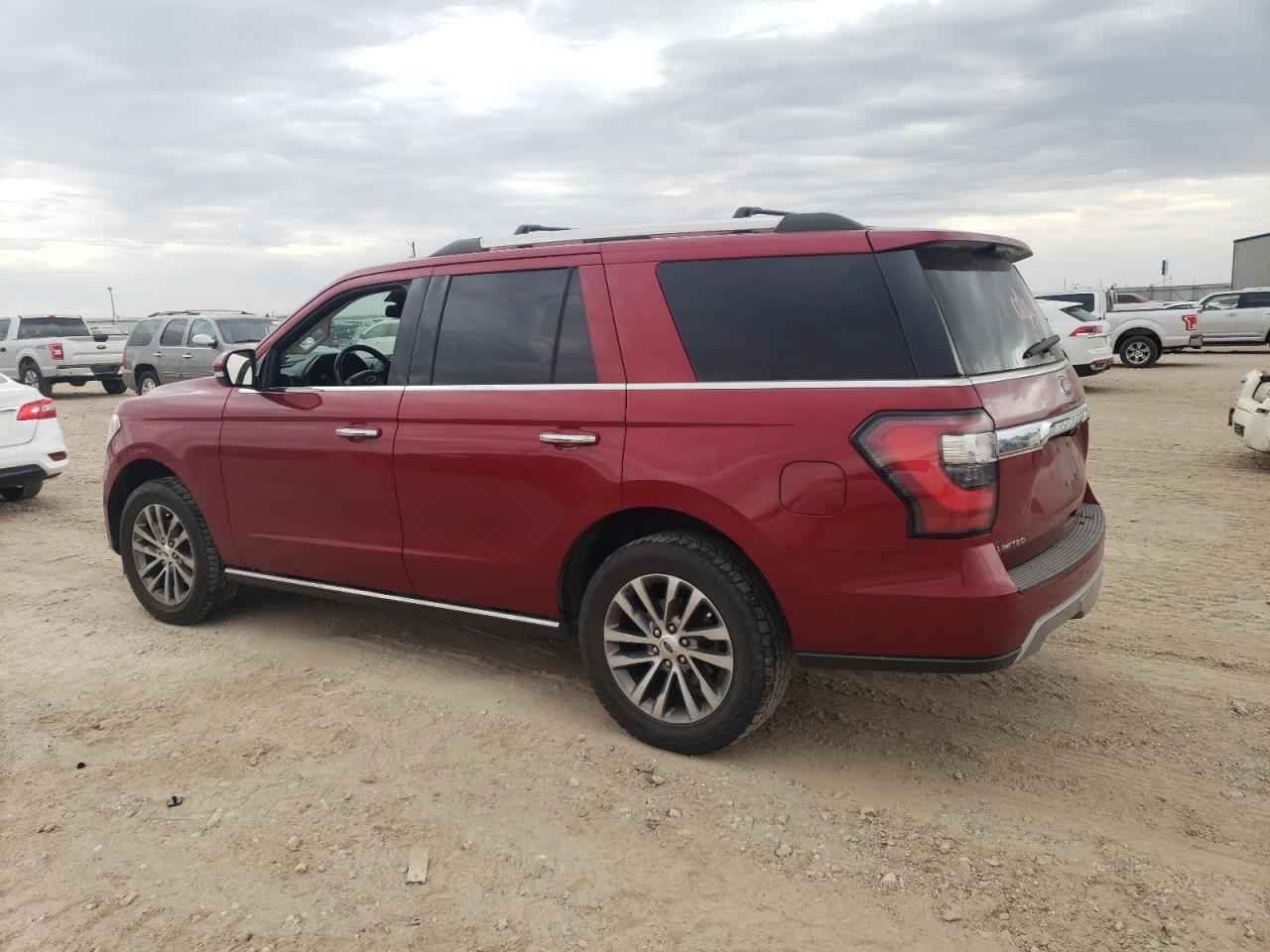 1FMJU2AT0JEA63757 2018 FORD EXPEDITION - Image 2