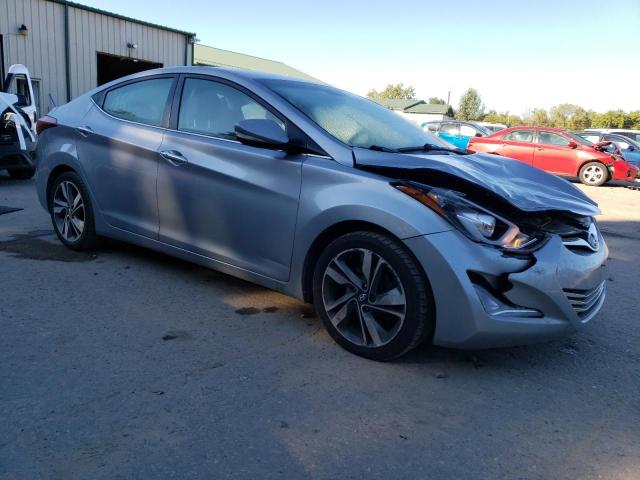  HYUNDAI ELANTRA 2016 Srebrny