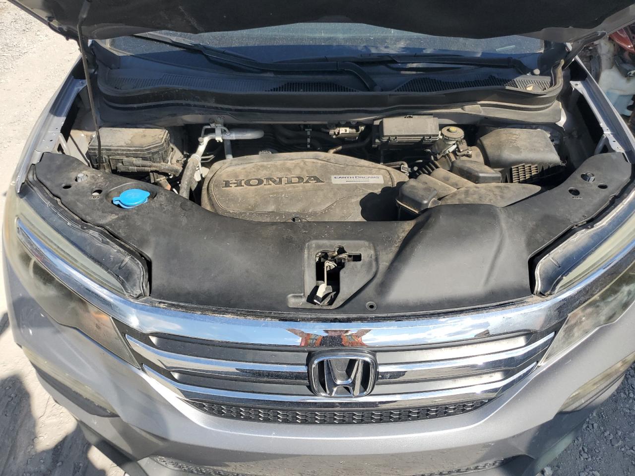 5FNYF6H17GB008559 2016 Honda Pilot Lx