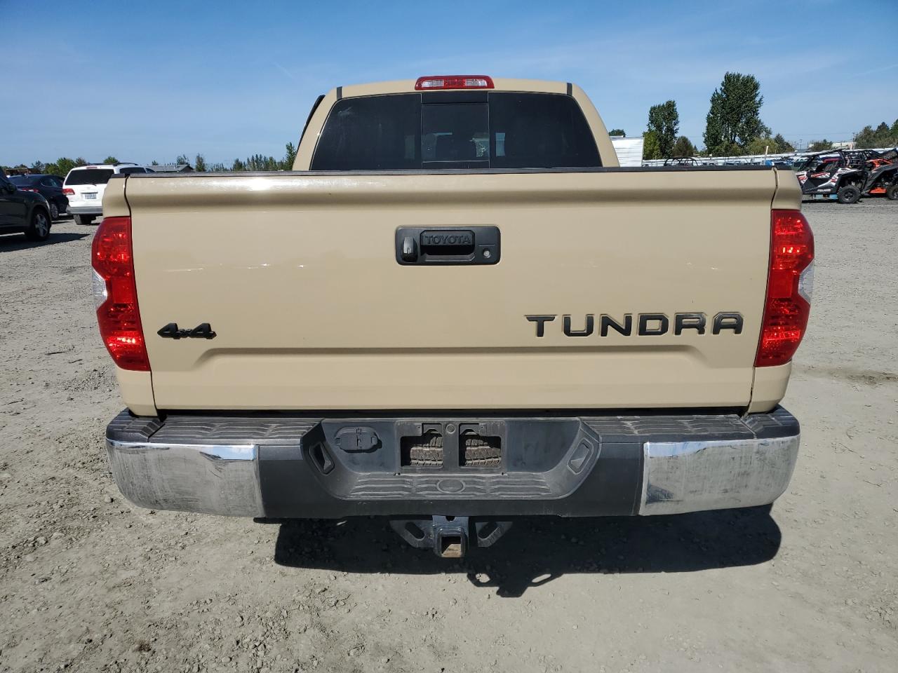 5TFUY5F14KX828571 2019 Toyota Tundra Double Cab Sr