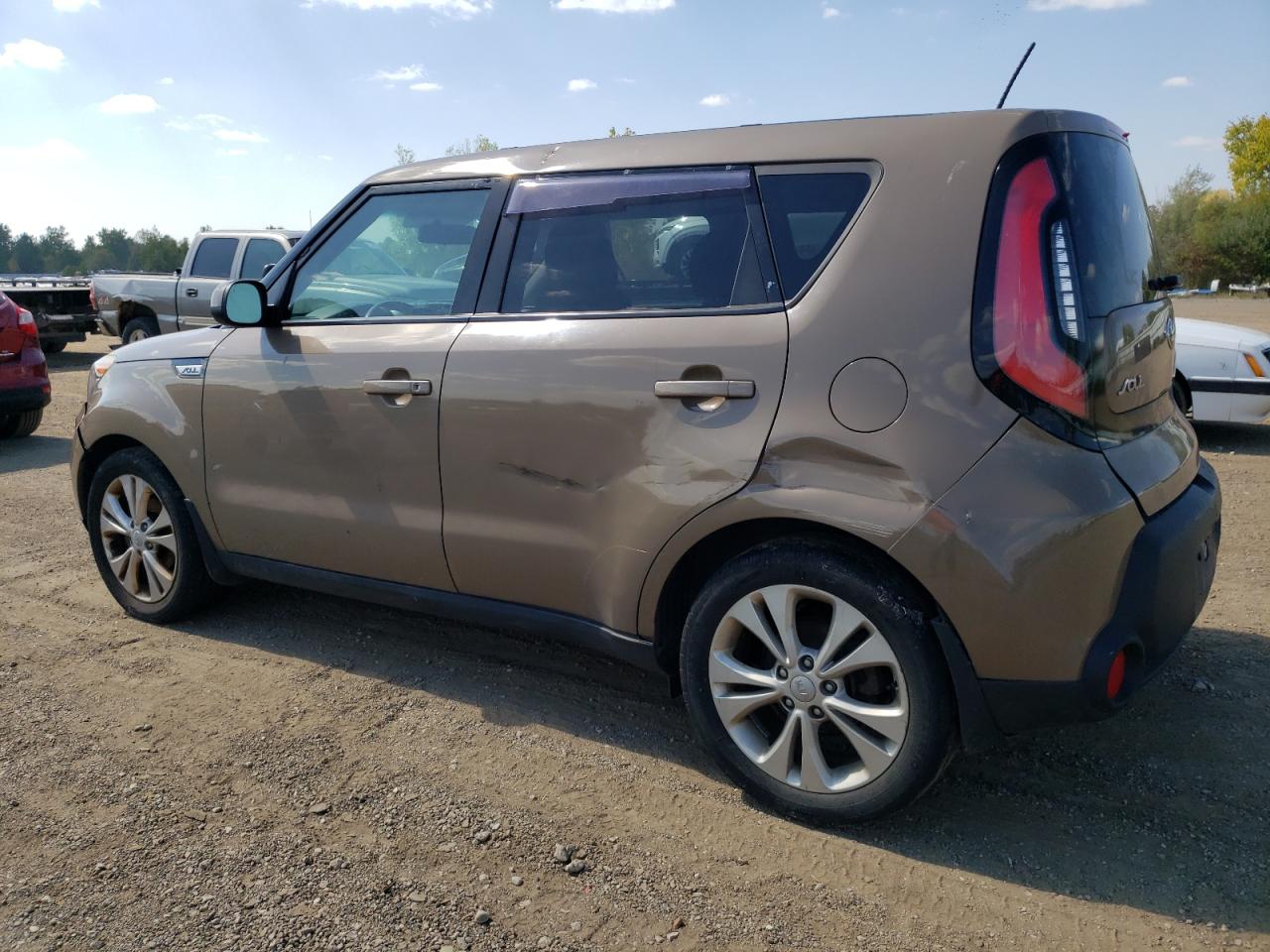 KNDJP3A56F7166986 2015 Kia Soul +