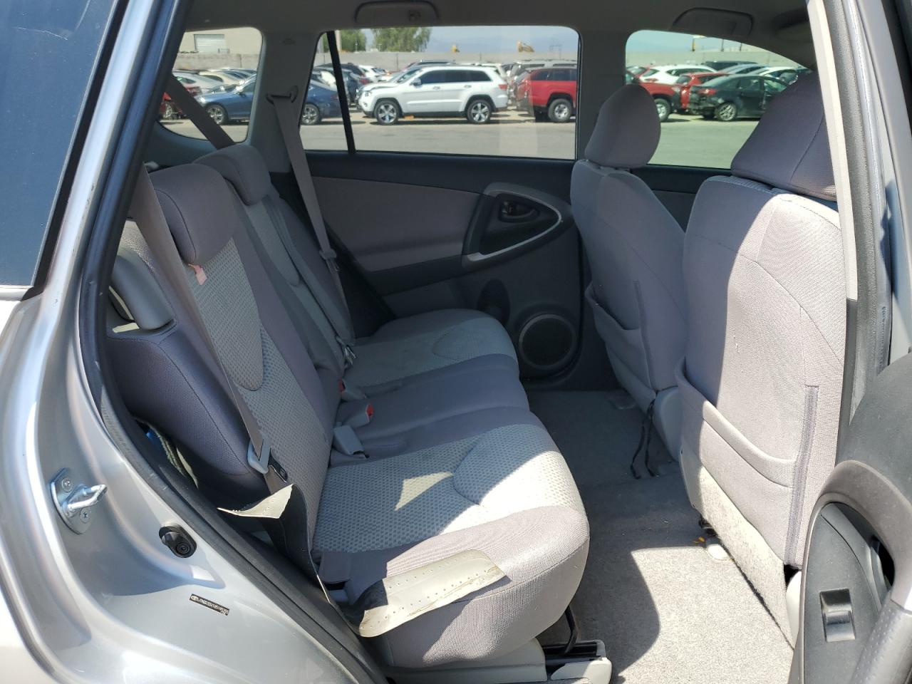 2008 Toyota Rav4 VIN: JTMBD33V185195255 Lot: 70303284