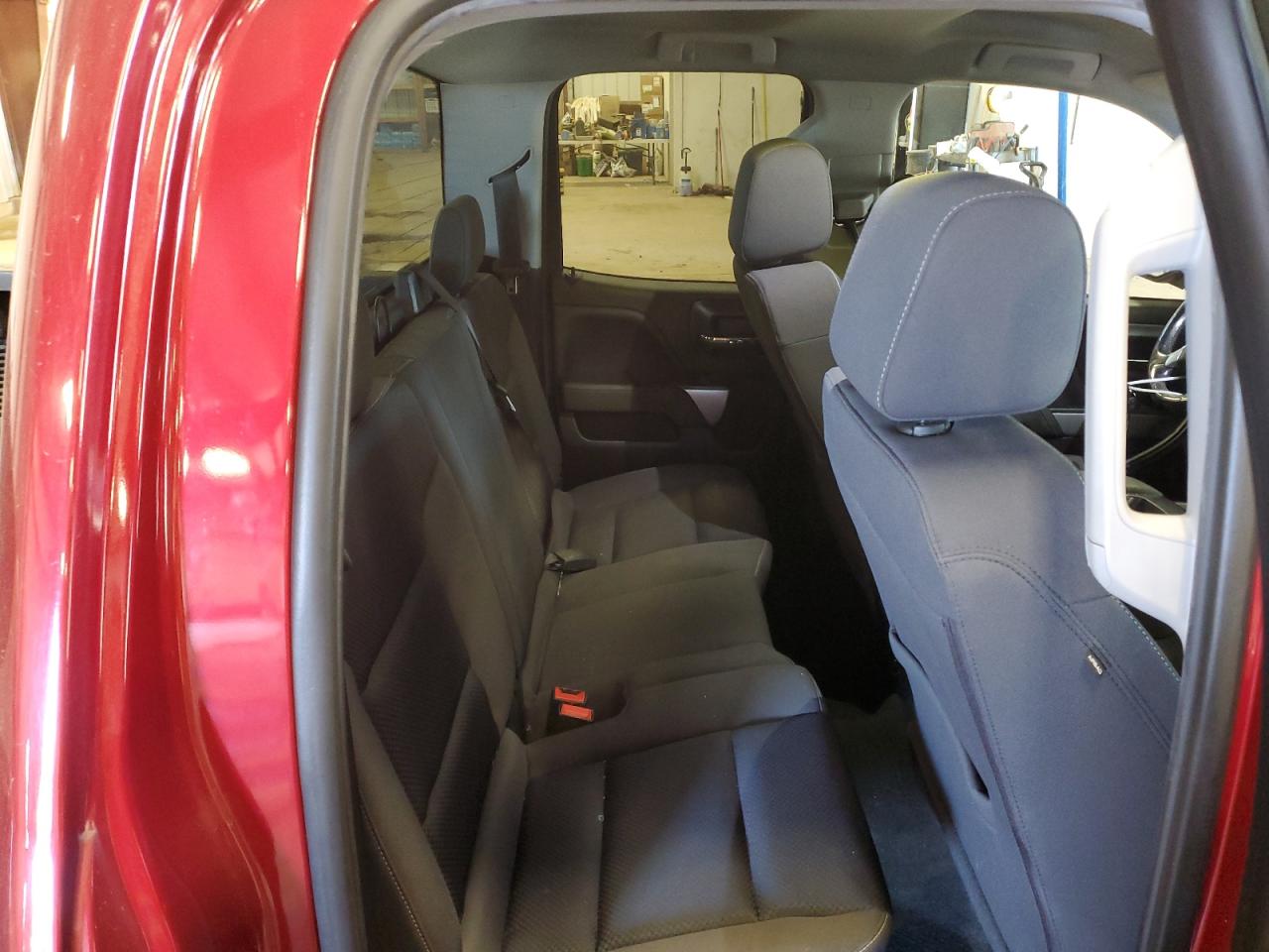 2018 Chevrolet Silverado K1500 Lt VIN: 1GCVKRECXJZ190359 Lot: 69979234